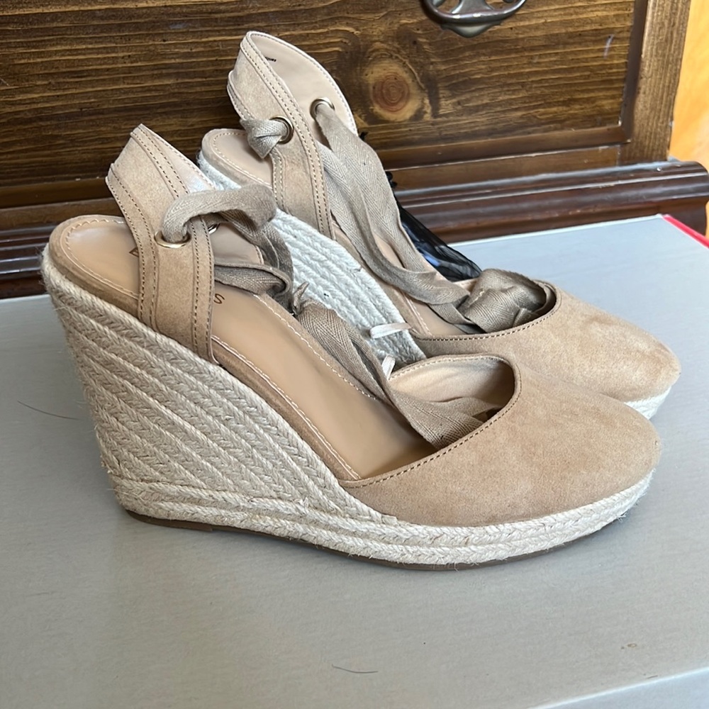 Express espadrilles size 8 brand new!